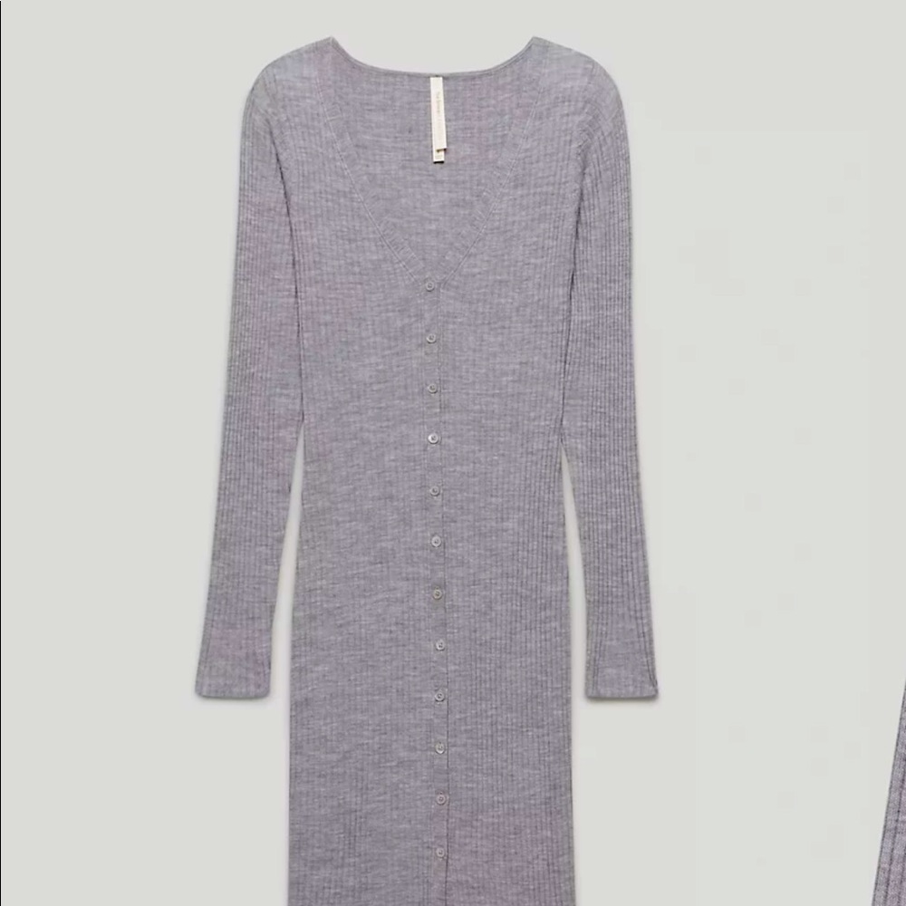 Aritzia the group Babaton bottom-up sweater dress